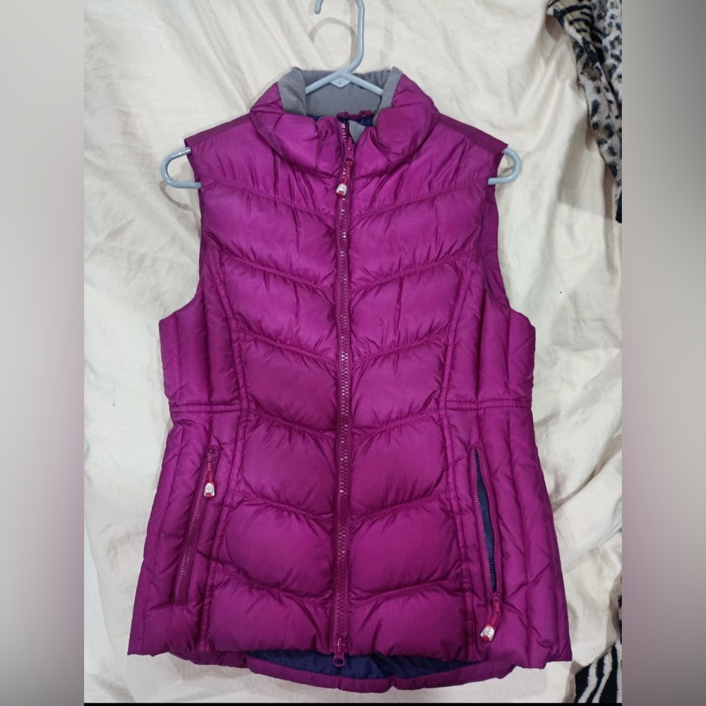Lululemon puffer vest size 6